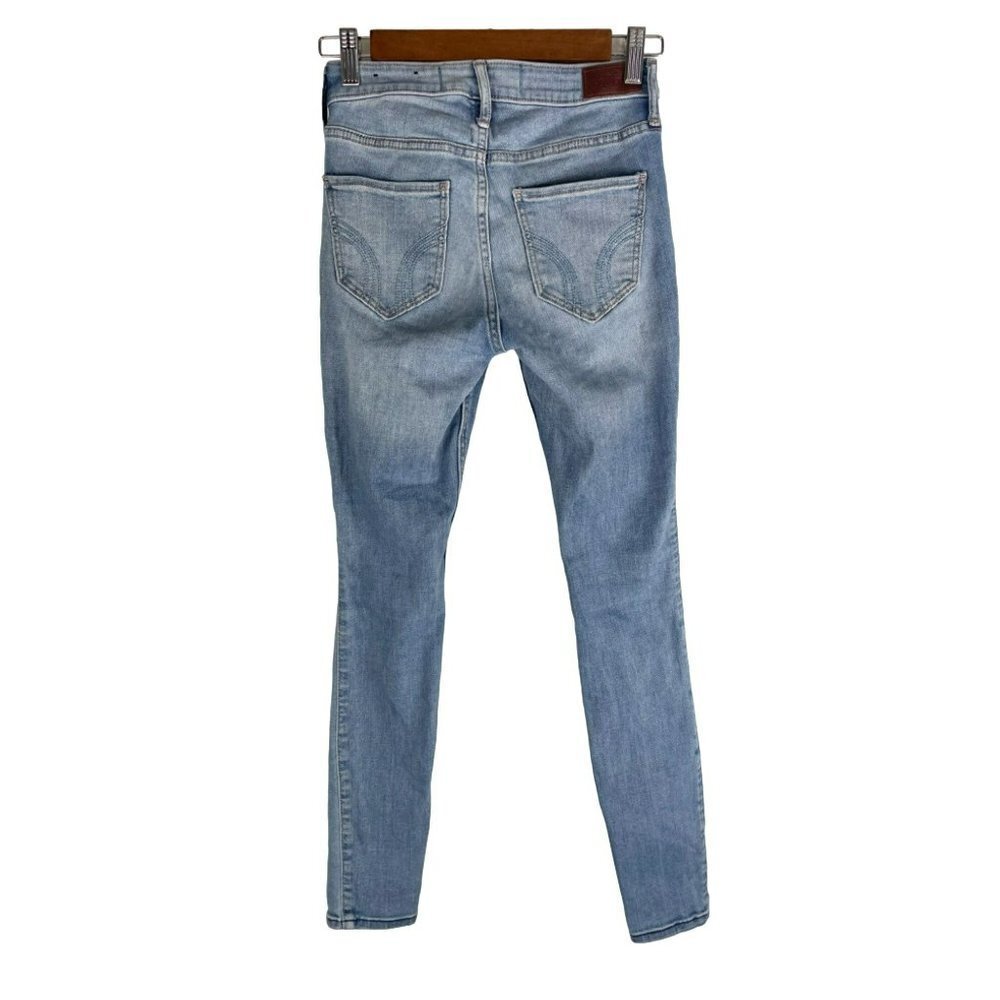 Hollister Soft Stretch Light Wash High-Rise Distressed Super Skinny Size 24 - Picture 2 of 5